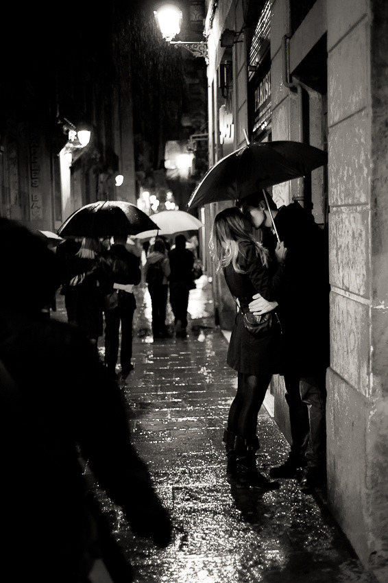 krongg:  Lovers in the rain by Albert Ian RP 