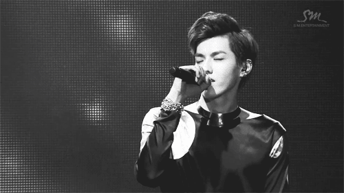 kaisoc:  5/100 Kris gifs 