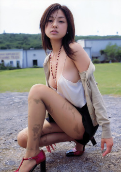 fuckyeahtokusatsugirls:  Ayumi Kinoshita (Jasmin/DekaYellow)