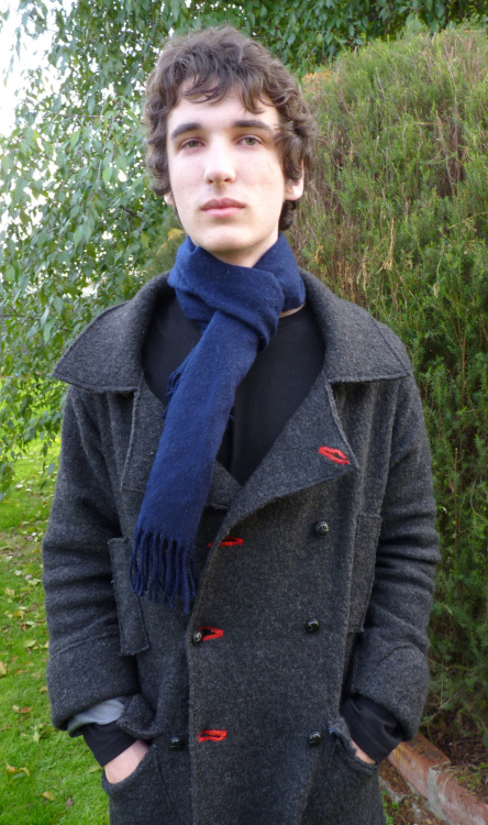 moraniarty: songofages: jamanddogtags: songofages: My Brother As Sherlock Holmes Wow! This is fantas