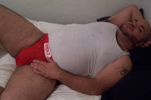 electricunderwear:  anonbear:     Cubrage a.k.a. James Albanese  9/9     Stellar!