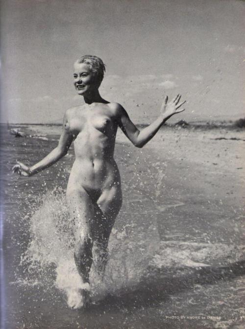 http://nudevintage.tumblr.com/post/24472687691