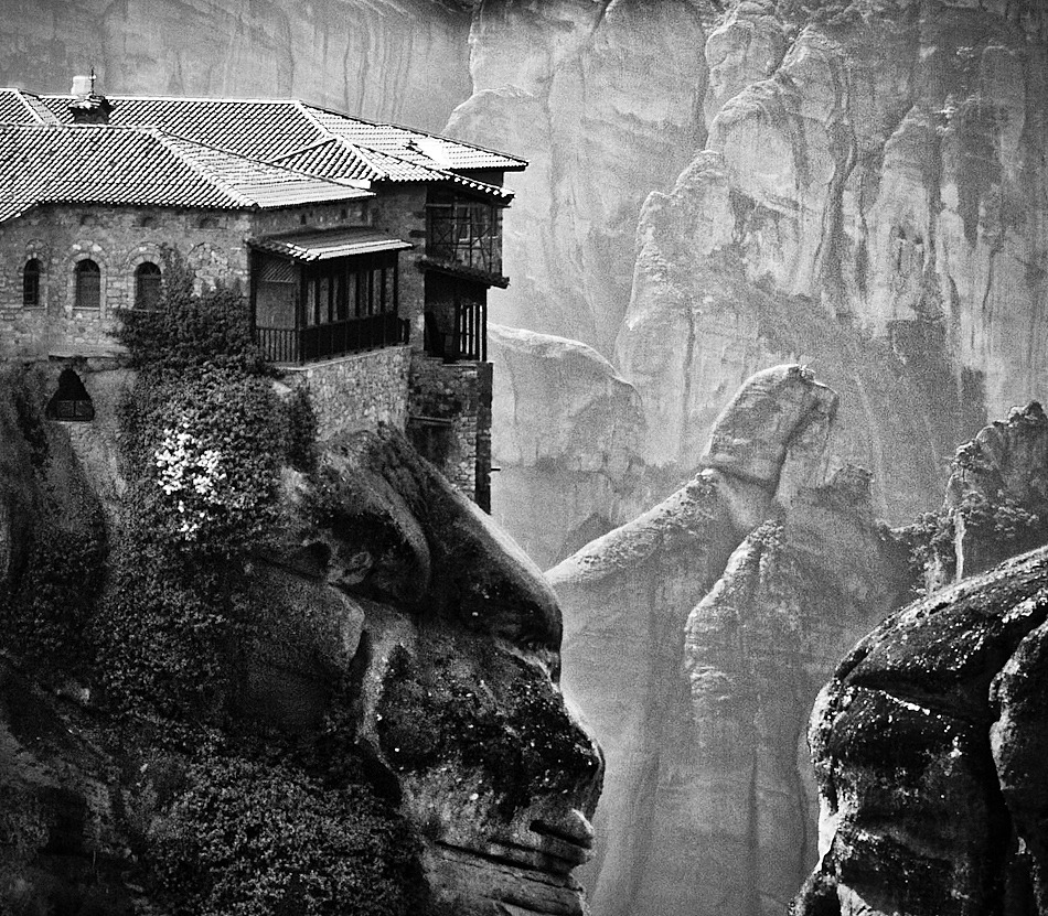 Meteora By Christina Veneti