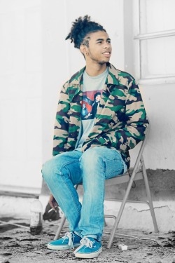 staygolddx3:  Robb Bank$ > 