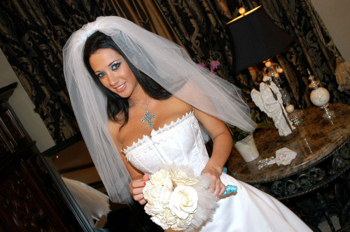 pantyhoseappreciation:  Beautiful bride in adult photos