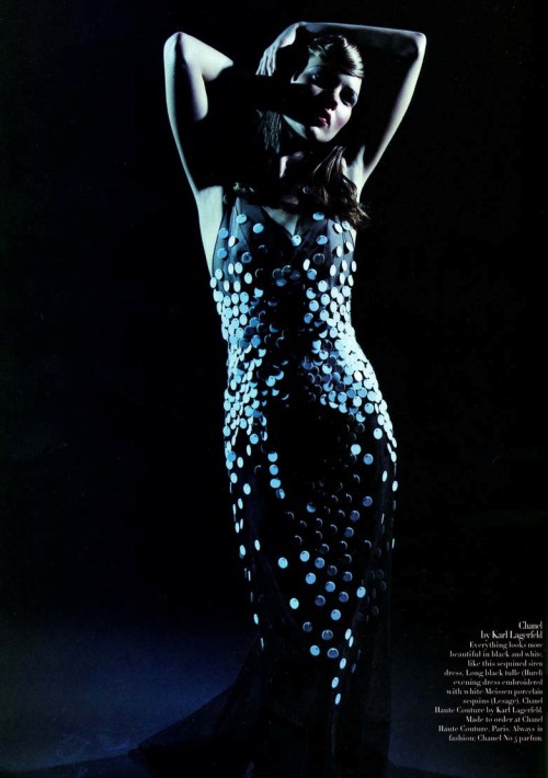 Perchance to DreamHarper’s Bazaar, April 1998Photographer: Mario SorrentiModel: Kate MossChanel, Spr