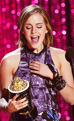 dear-danrad:  Emma Watson | MTV Movie Awards 2012 