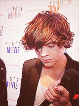 fuckyeah1d:  Things I Love About 1D → Harry’s Hair 