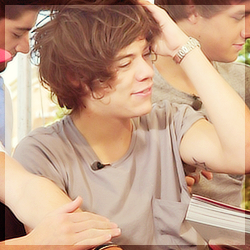 nananarry:  One Direction Book Signing at Westfield 