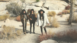 pillowisenemy:  L.A. Witch 