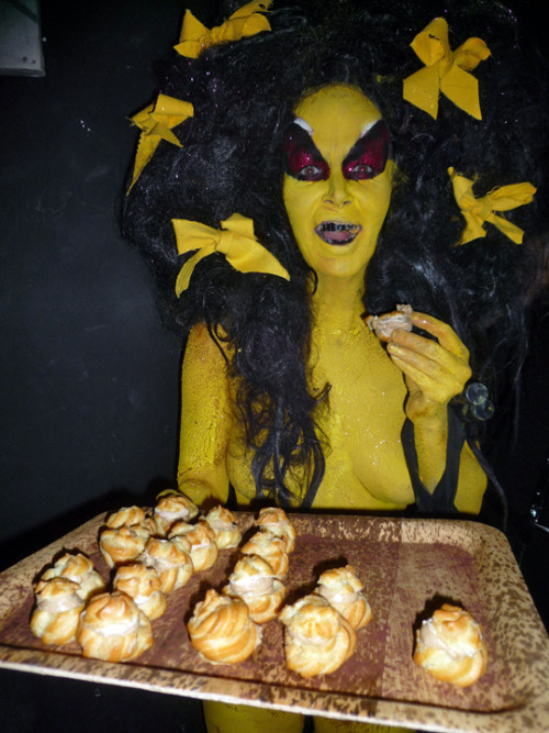 Kembra with a tray of cream puffs at Maurizio Cattelan’s Toilet Paper party at the Eagle