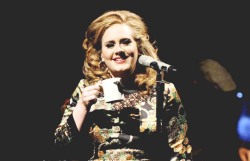 waiting-for-adele:  You know my heart more than I do… Ps: she looks absolutely stunning on that dress.. 