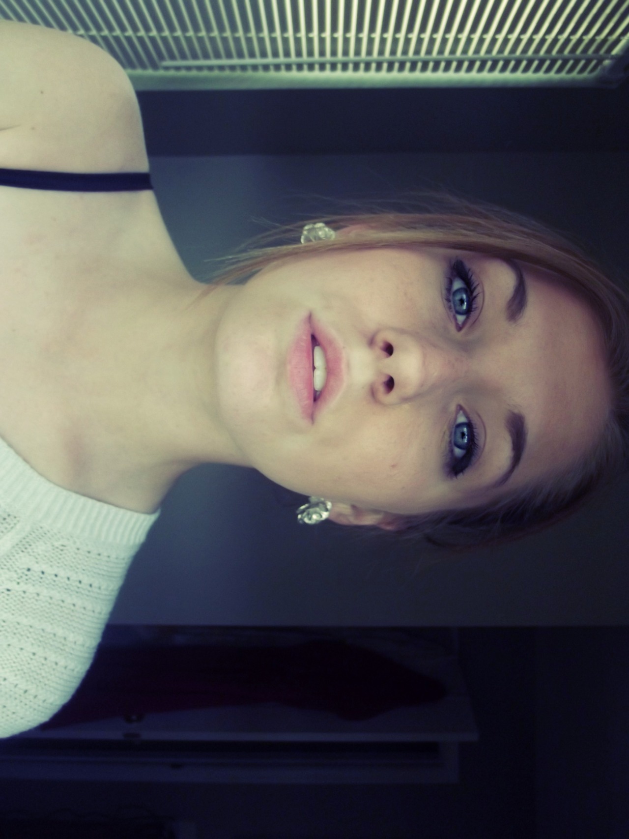 markyisaboss:  I may be broken on the inside, but I’ll never let you see it.