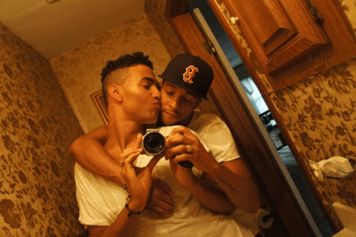 manuponman:  AWW!! leemrsmn:  leemrsmn: iloveyou … still. 