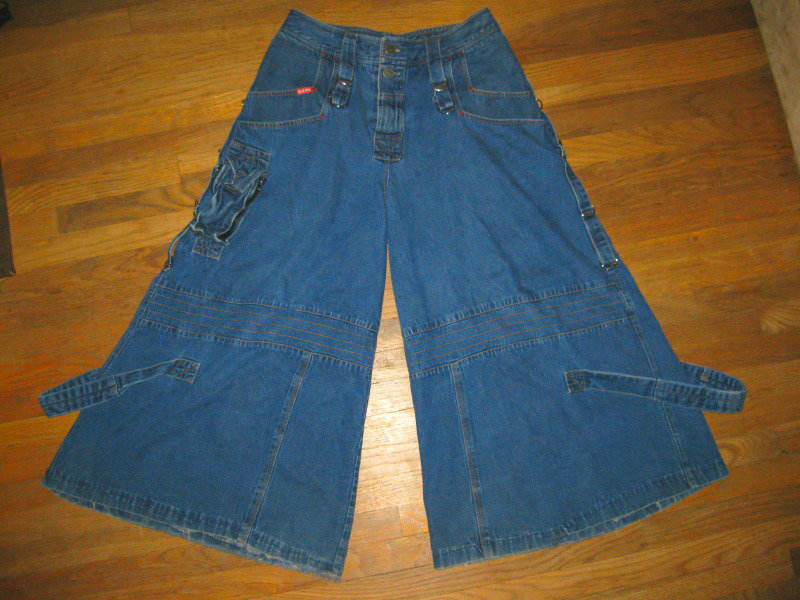 The Phat Pants Blog, flapjackthekandikid: Some chick on ebay canada...