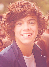 tomhard-y:  AMAZING PEOPLE∟ harry styles 