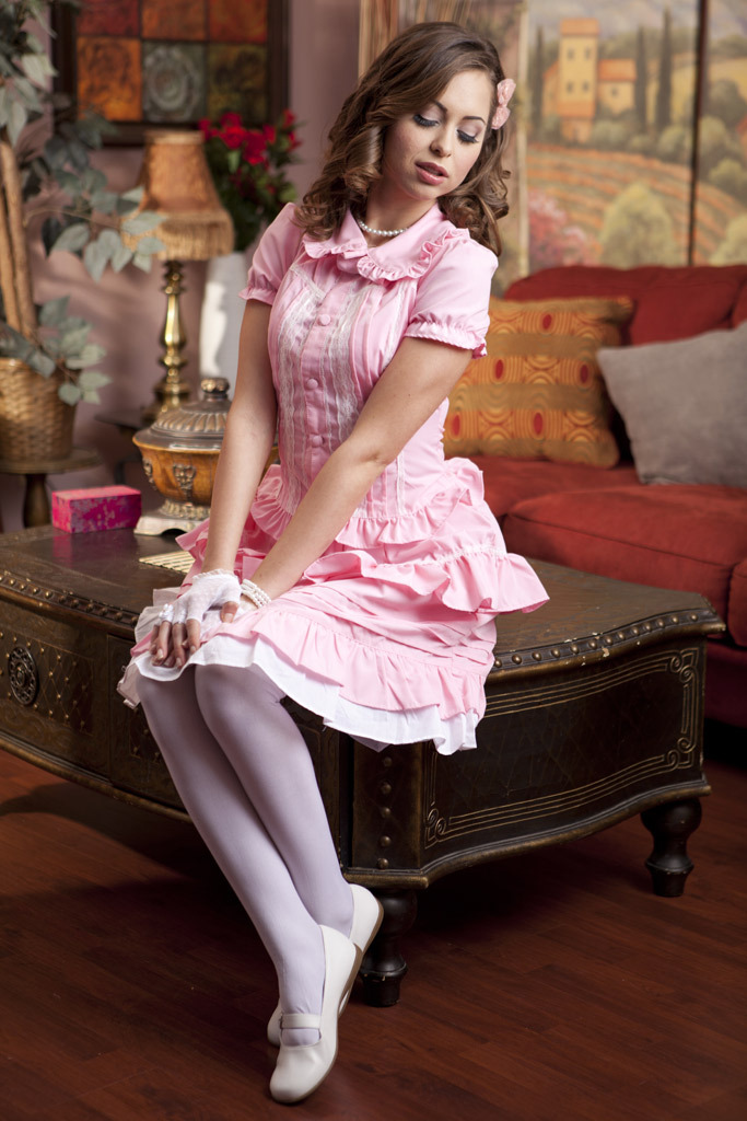 redpinkwhite:  My other blogs, 1. http://redpinkwhite.tumblr.com/ 2. http://blackpanty.tumblr.com/ 3.http://sultryspecs.tumblr.com/ 4. http://fieldofjeans.tumblr.com/