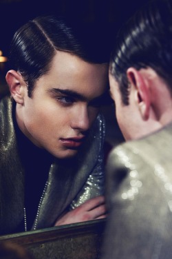 boysbygirls:  Lovely little goodie of Rory