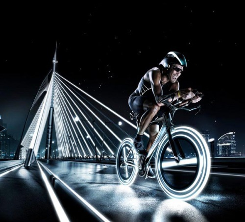 The Future of Sports The collaboration between Photographer Tim Tadder and digital artist Mike Campau is inspired by the Tron films and it’s showing a futuristic vision of sports in the future.
Facebook // Twitter // Google+ // Pinterest