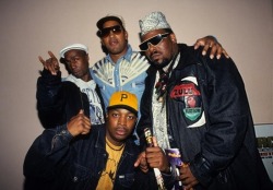 Grandmaster Flash, DJ Kool Herc, Afrika Bambaataa and Chuck D attend Columbia University&rsquo;s Rap Summit (1993)