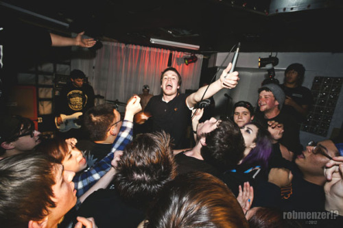 robmenzer:Handguns - Vibe Lounge