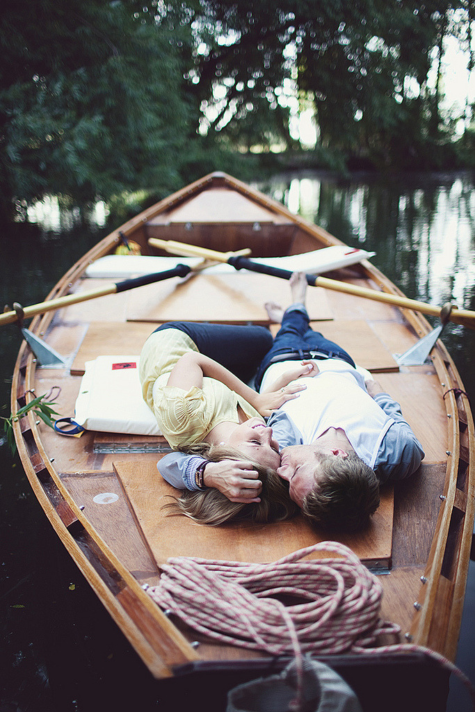 cyniques:  … (by the little red house) 