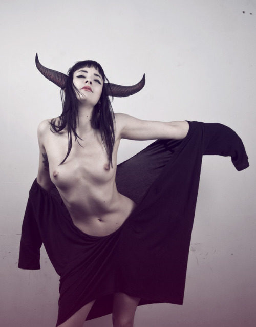 https://femaleimpurity.tumblr.com/post/24799378753