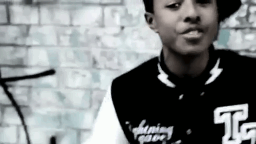 luvysworld: Diggy- Made You Look Freestyle