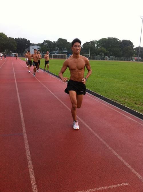 hlthemusclelover: jackdsg: sgboiboi: PT time Yeah hot Juicious I guess?