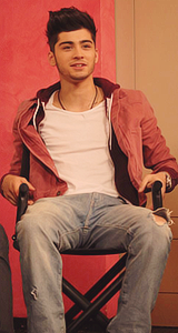 blamestyles:  Zayn at the boomerang interview in Mexico 