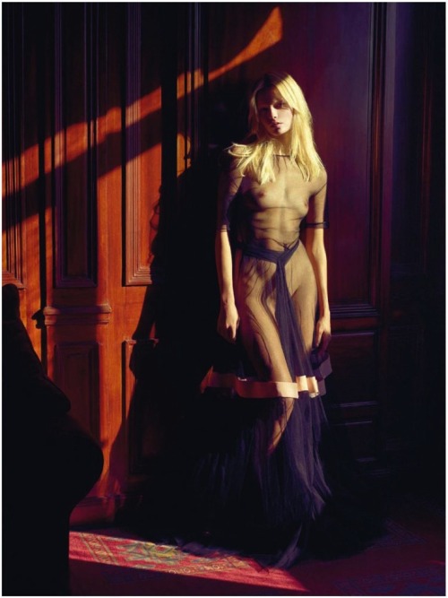 Natasha Poly by Mario Sorrenti for Vogue Paris N°928—June/July 2012—styled by Emmanuelle Alt