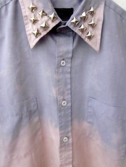 inngbizz:  studd3d collr dip bleach fuck /buy mehttps://www.etsy.com/listing/101606347/diy-studded-collar-dip-dye-bleach-short 