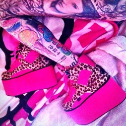 jeffreestar:  my new shoes for summer.. having