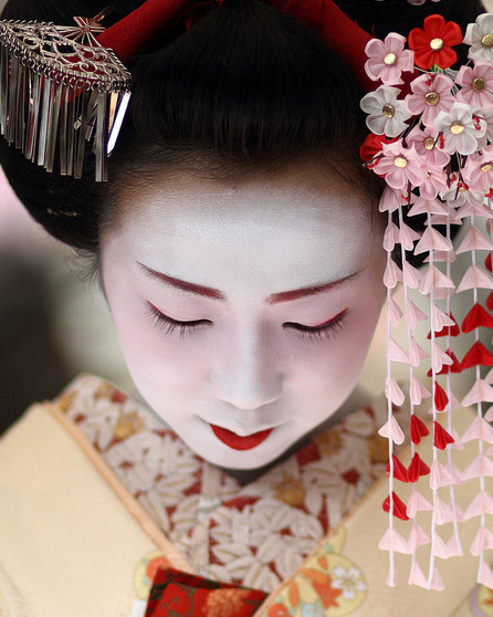 ojazoslikesit:  Maiko 