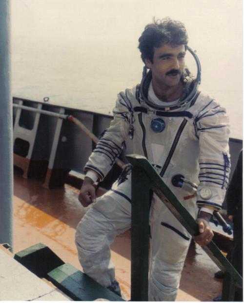 xealous:Adbul Ahad Momand 4th Muslim and first Afghan Astronaut.He was the first Muslim who took Qur