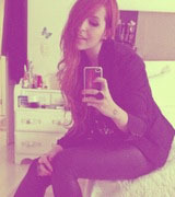 Numa margem distante.