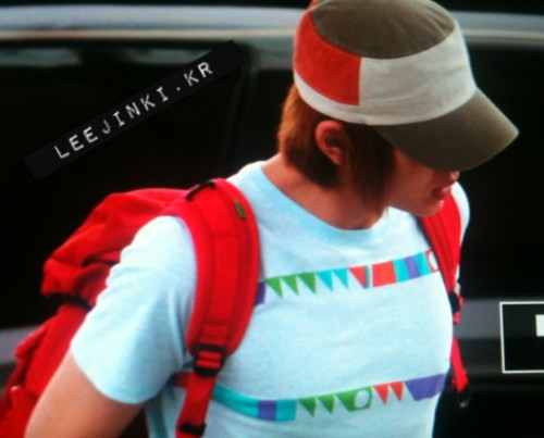 [120608 Onew Airport Pictures]