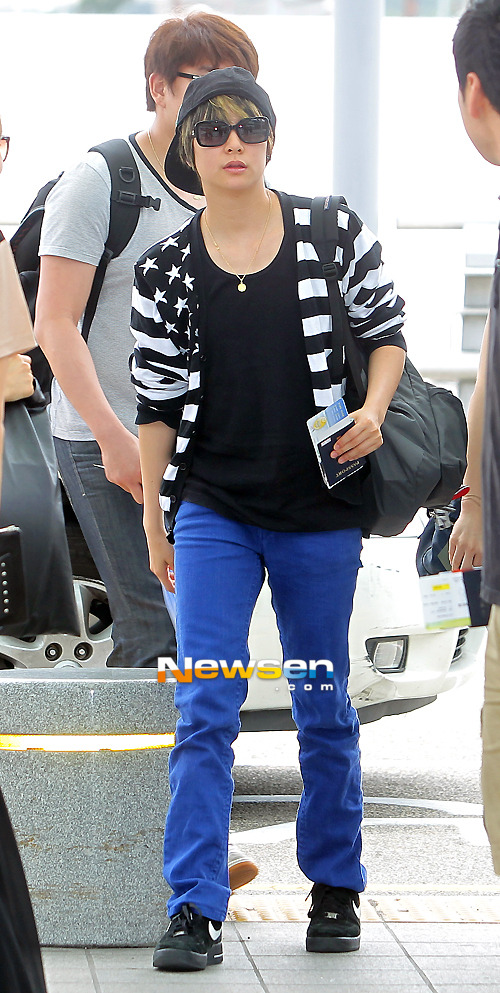 iheartfx:   [OFFICIAL] 120608 f(x) - Incheon Airport (Leaving for SMTOWN in Taiwan)
