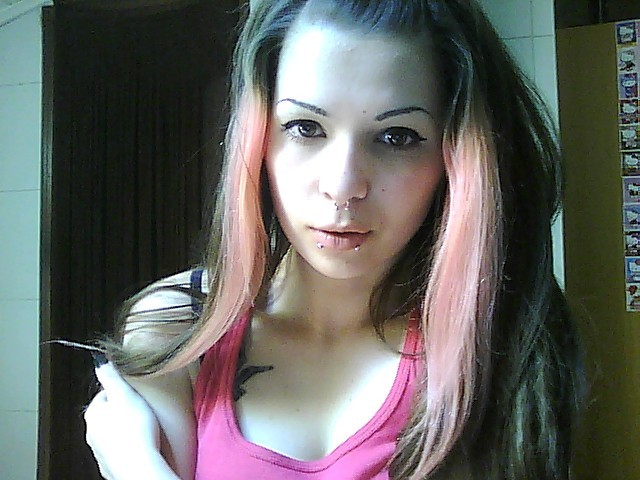 pinkzilla:  I feel so tired today, I don’t want to go work :(  