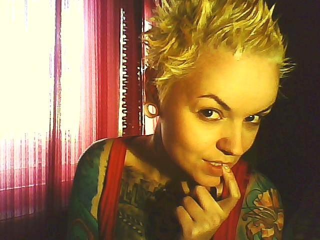 kellyvegas:  new hair 