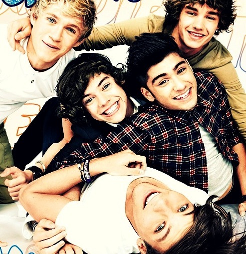 iwantmyboys-1d:  wizcurlifa:  carrots-cats-and-curls:  its-gotta-be-lou-only-lou: