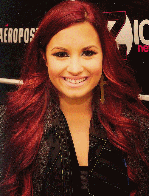 the-smile-demi:  ans véi KKKK 