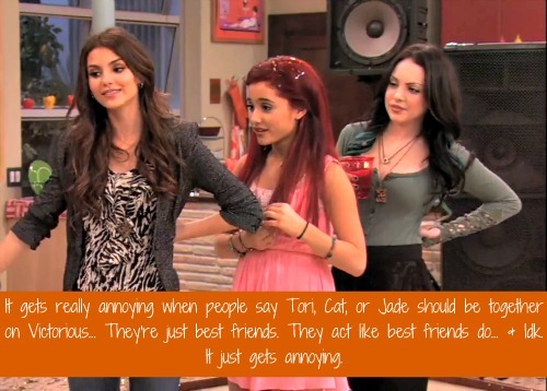 Tori,Jade,Cat say's I AM Tori Vega on Victorious 