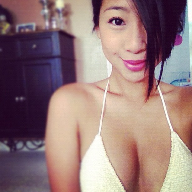 jl0ve:  The kids are gone!…. For now . Which means breakfast then poolside with