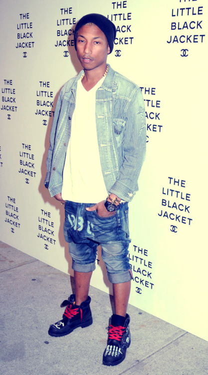 xxxi-i-mcmxcii:  Pharrell Williams at the Chanel Gala ‘Little Black Jacket’ in New York 