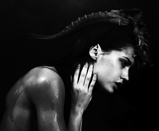 nothingpersonaluk:  ashley lloyd headdress 