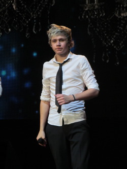 Fuckharrystyles:  Niall Horan - Sd Concert 6/08/12 