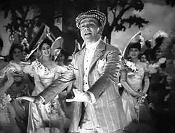 braveheartbecky:  My favorite movies of all time:  Yankee Doodle Dandy I have to mention that the scene at the end, when Cagney tap-dances down the steps, is one of my all time favorite moments in classic movies.  There’s just something so brilliant