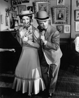 braveheartbecky:  My favorite movies of all time:  Yankee Doodle Dandy I have to mention that the scene at the end, when Cagney tap-dances down the steps, is one of my all time favorite moments in classic movies.  There’s just something so brilliant