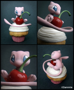 experiment282:  There is a Mew in my cupcake